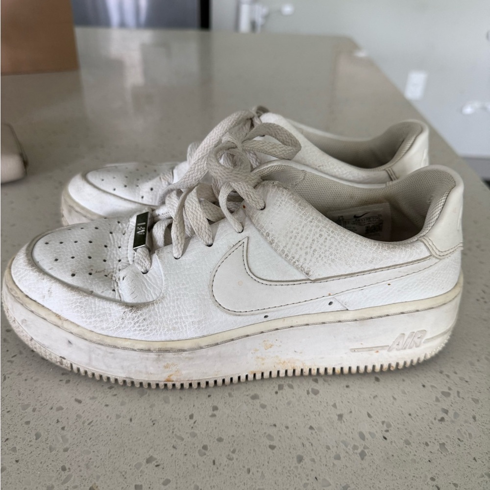 Nike Air Force AF1 Sneakers Womens